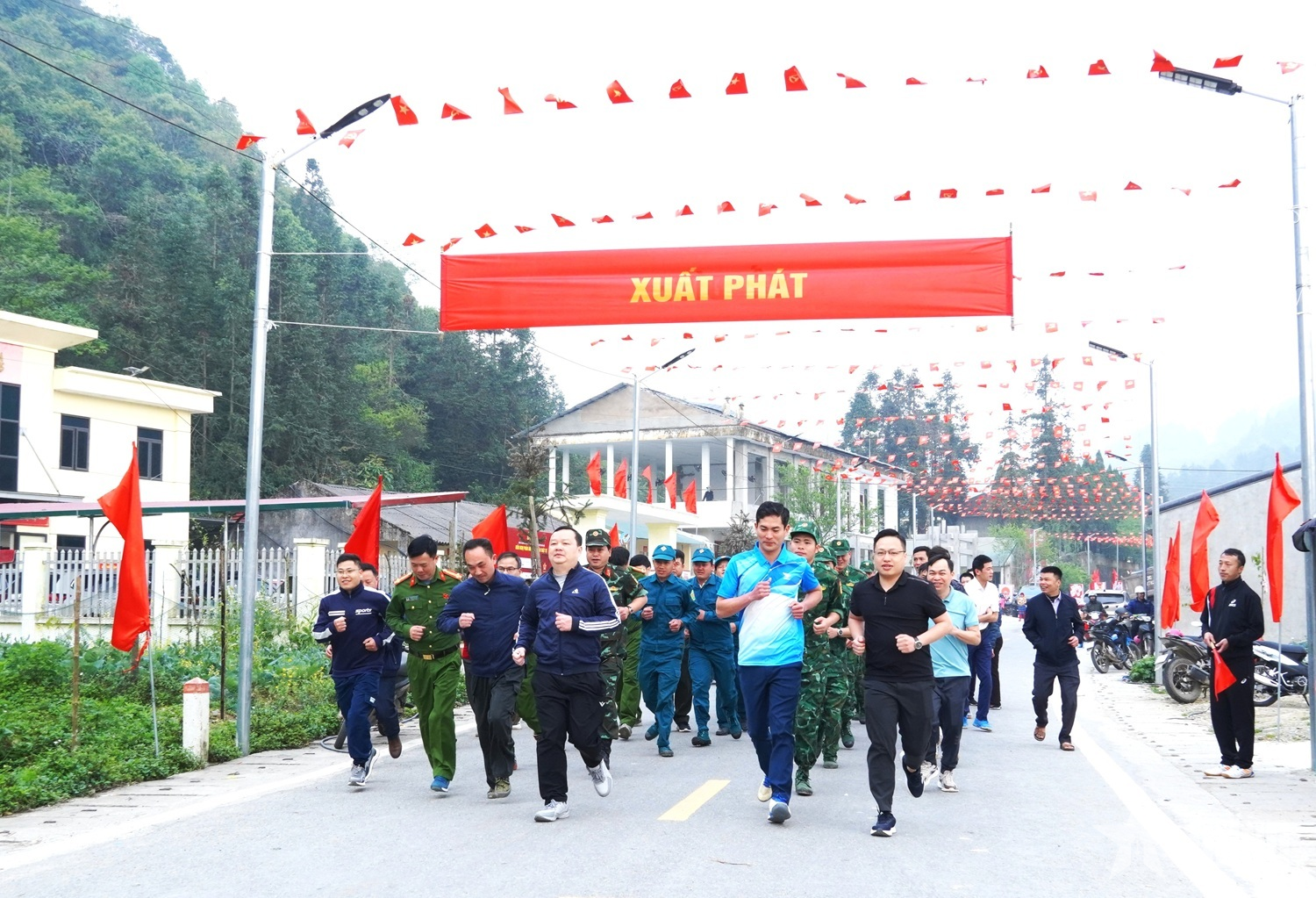 Tuyên Quang: Xã biên giới Sơn Vĩ phát động Ngày chạy Olympic “Vì sức khỏe toàn dân” năm 2026

